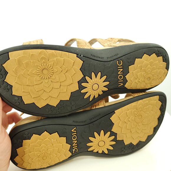 Vionic Amber Adjustable Strap Sandal 10 Tan/Brown - Picture 11 of 11